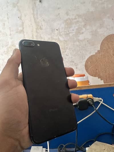 iPhone 7 Plus back camera not working