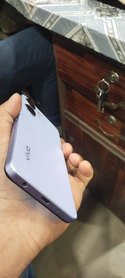 Vivo Y05