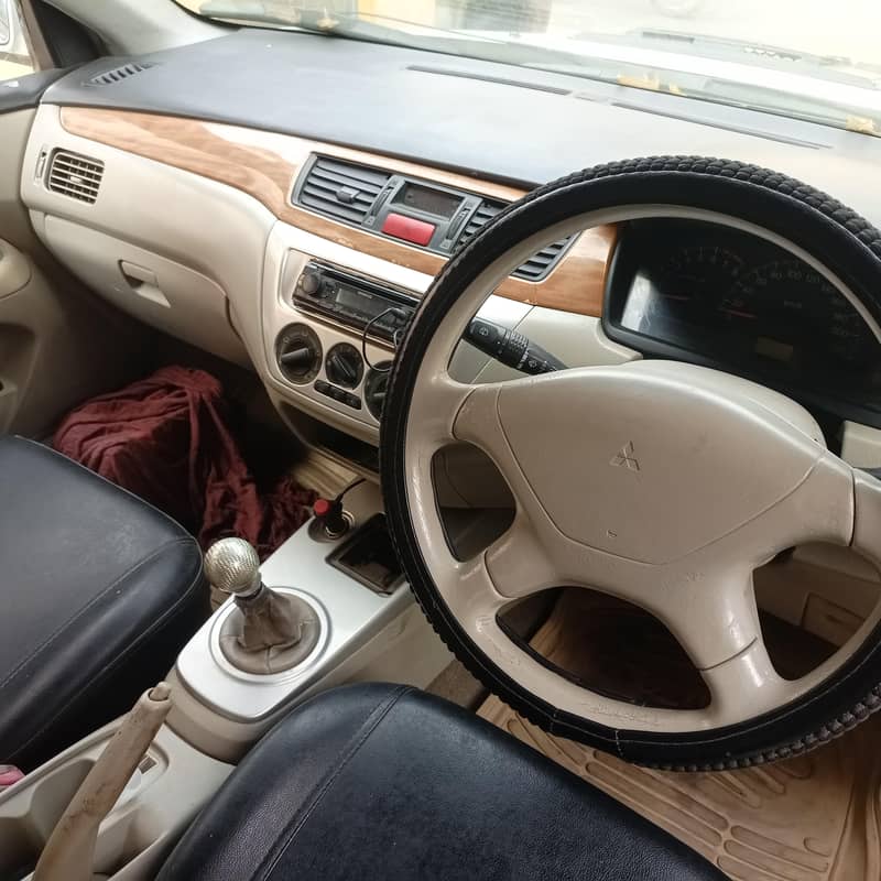 lancer 1.6 glx 9
