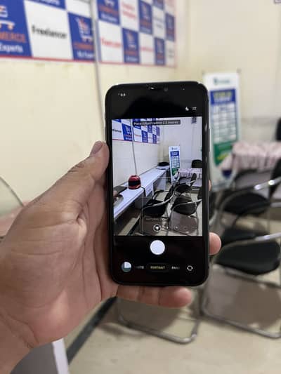 iPhone 11 jv