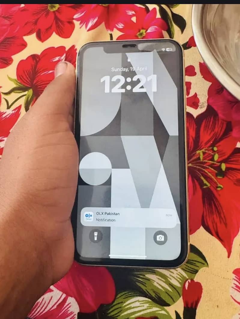 iPhone xr 3