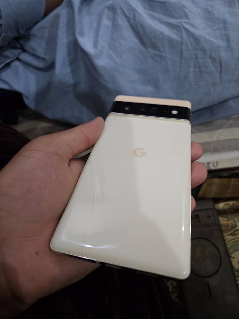 Google Pixel 6 Pro 2
