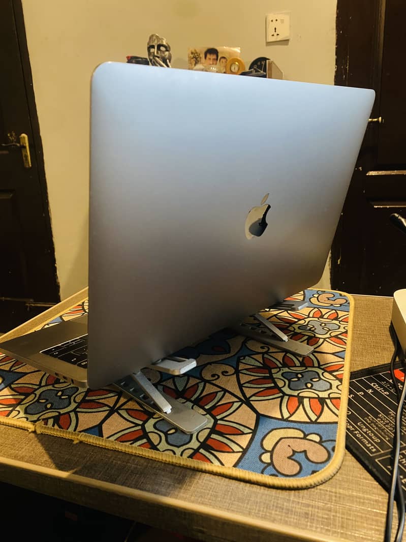 Macbook pro Touch Bar 2