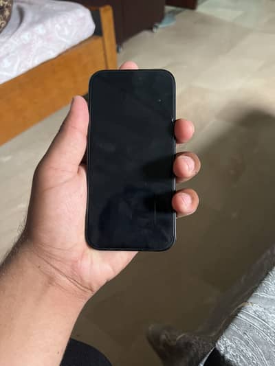 Iphone 16 non jv condition 10/10 7 month 167 cycle battery health 100