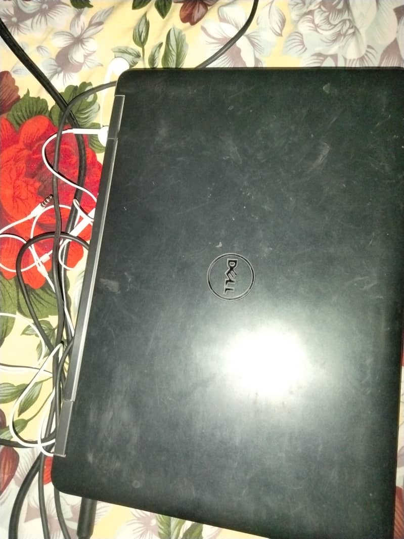 Dell Latitude E5440 4