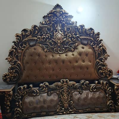 luxurious king bed