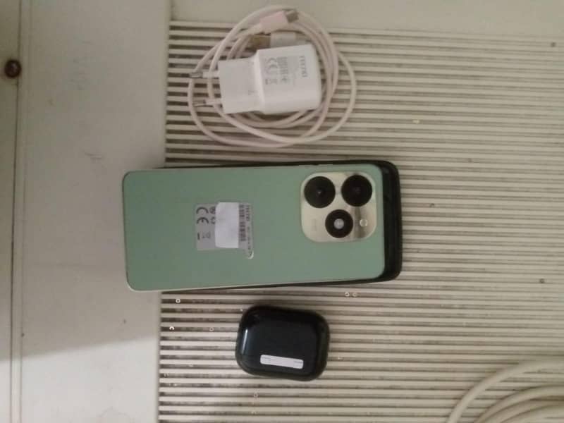 Tecno spark 20C 0