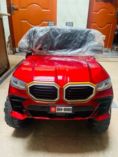 Kids Rechargeable car in mint condition