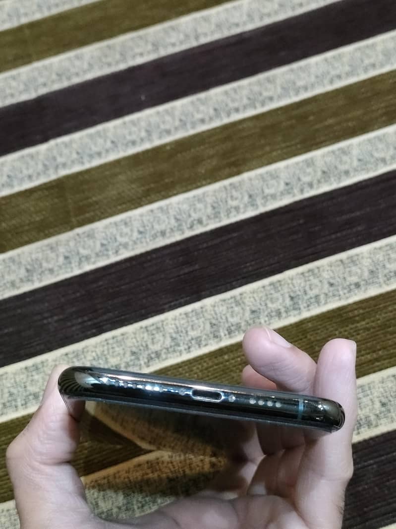 Iphone 11 pro max 3