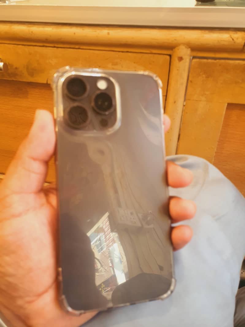 Iphone 15 pro max 10