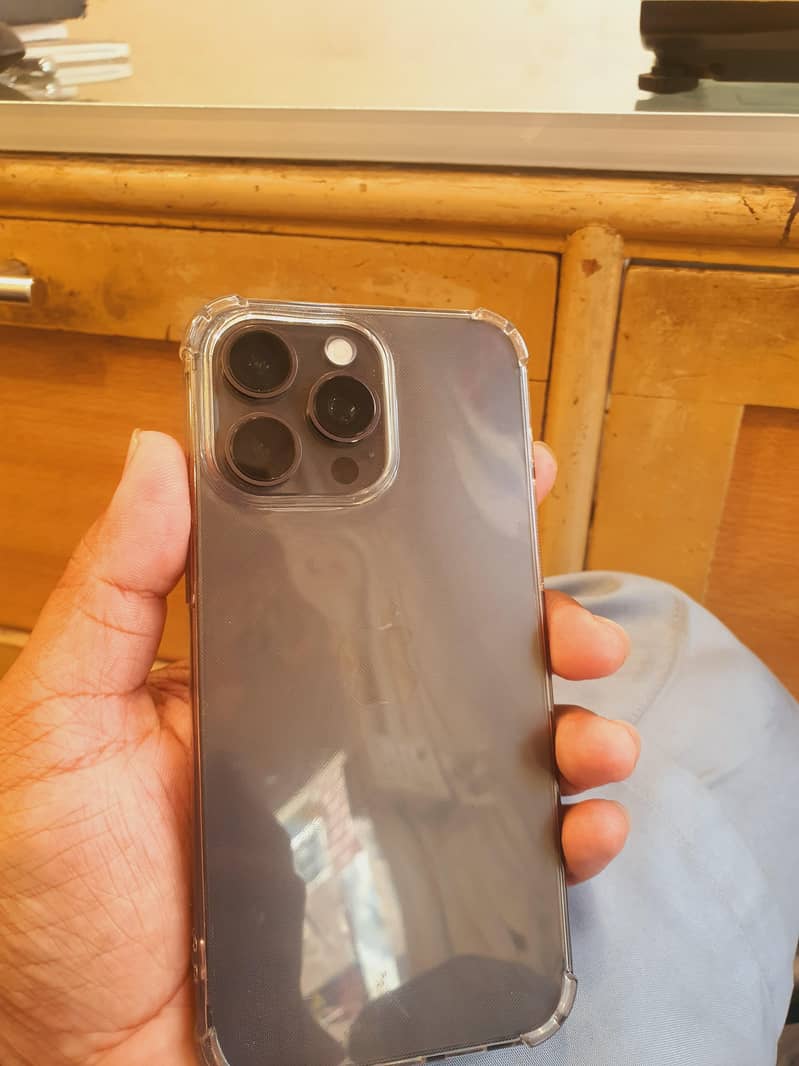 Iphone 15 pro max 11