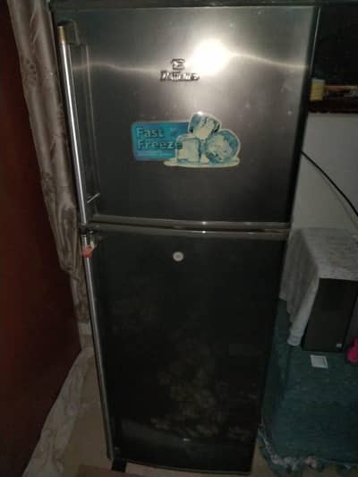 Dawlance Freezer 10 out of 9 Condition