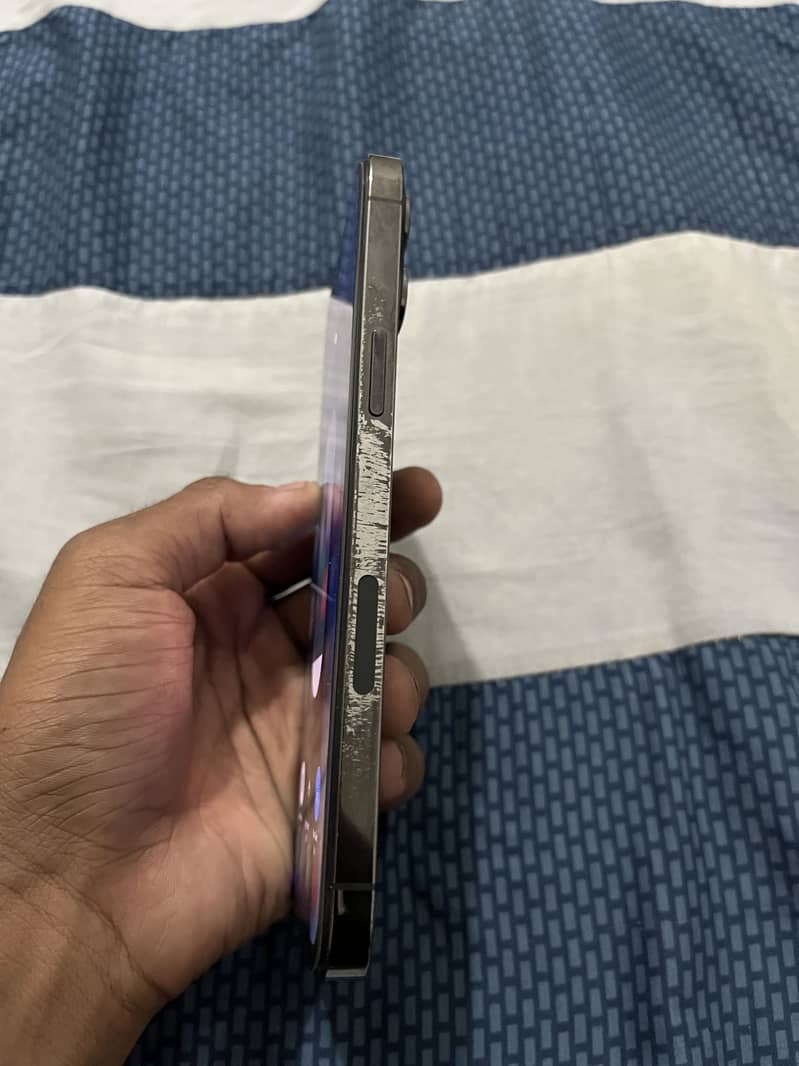 iPhone 12 pro max 3
