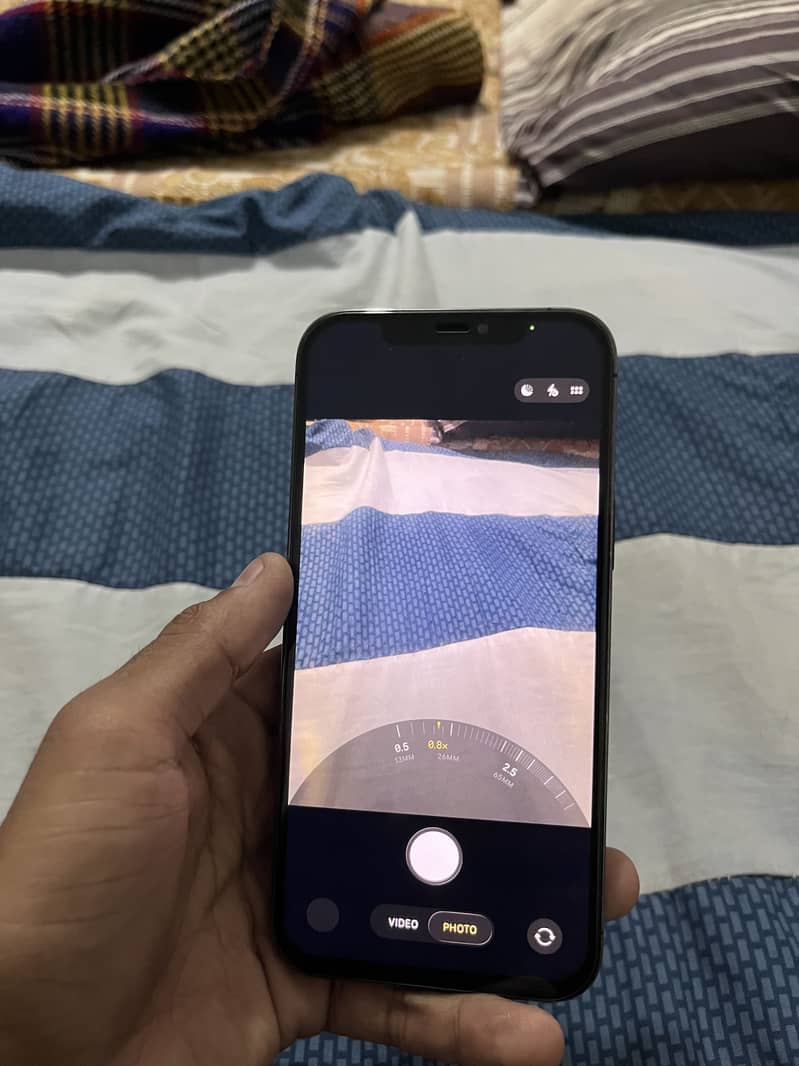 iPhone 12 pro max 7