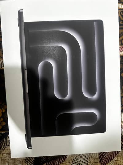 MacBook Pro M5 Chip 14 inch 16 gb 512 gb for sale box pack non active