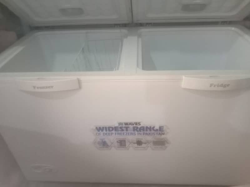 Double Door  Waves Freezer 1
