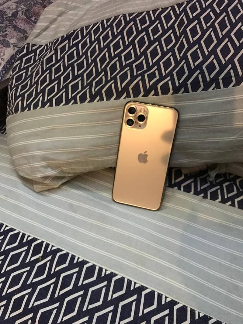 iPhone 11 Pro 0