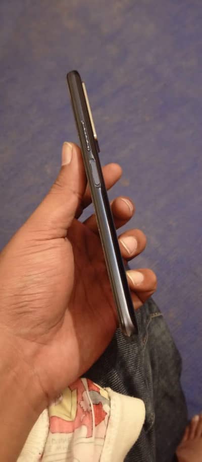 vivo y53s good phone. urgent need cash. . . .