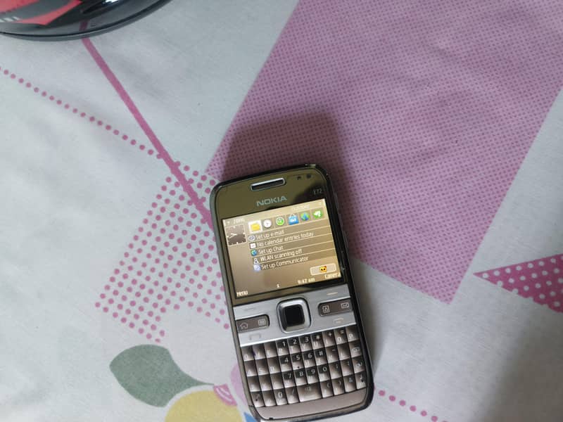 Nokia E72 2