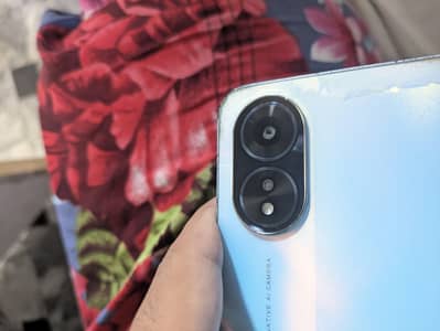 OPPO A18 4/128GB Box + Charger | Camera Perfect | Screen Cracked