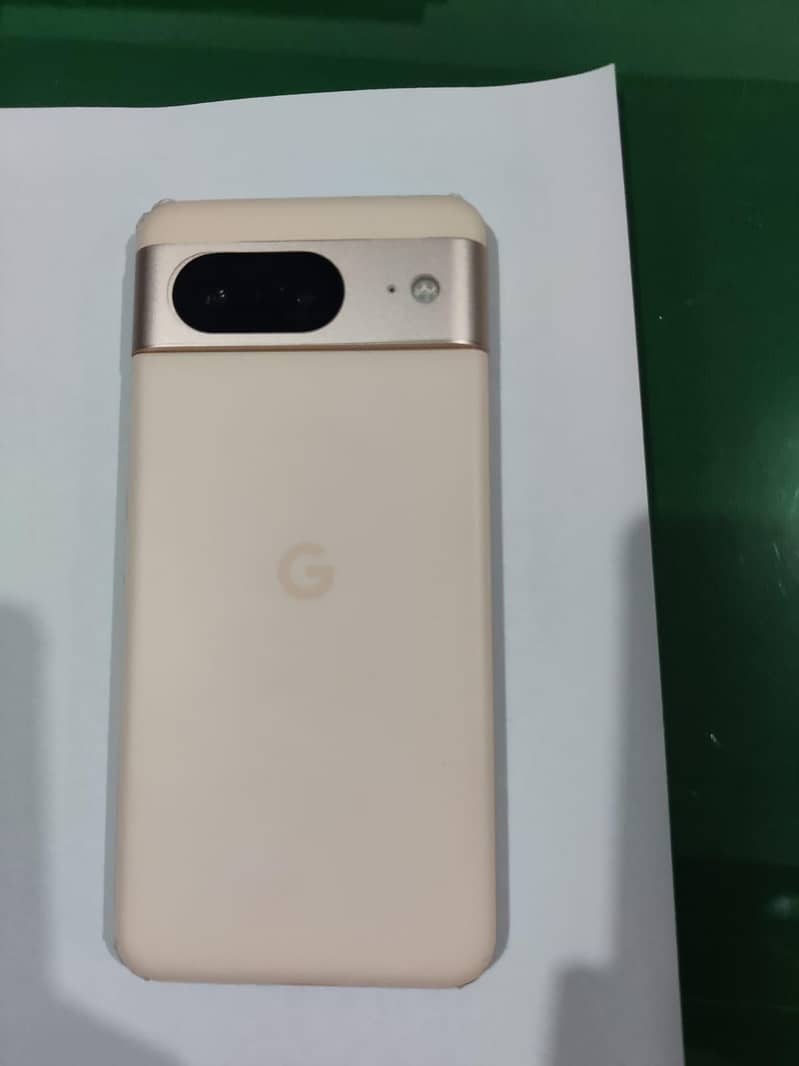 GOOGLE PIXEL 8 10/10 CONDITION 4