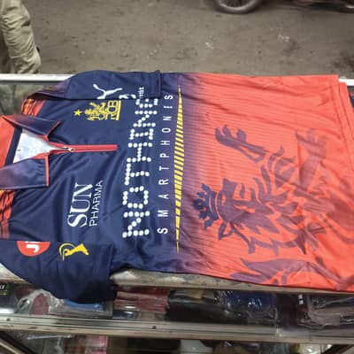 RCB T-shirt Available 2026