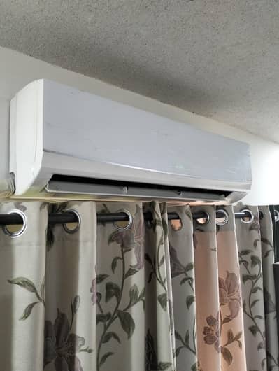 Haier 1.5 Ton Split Ac (Non-Inverter)