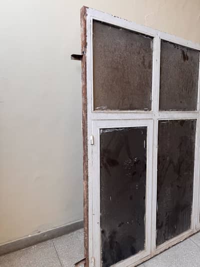 Old Windows - Solid Gauge with Glass