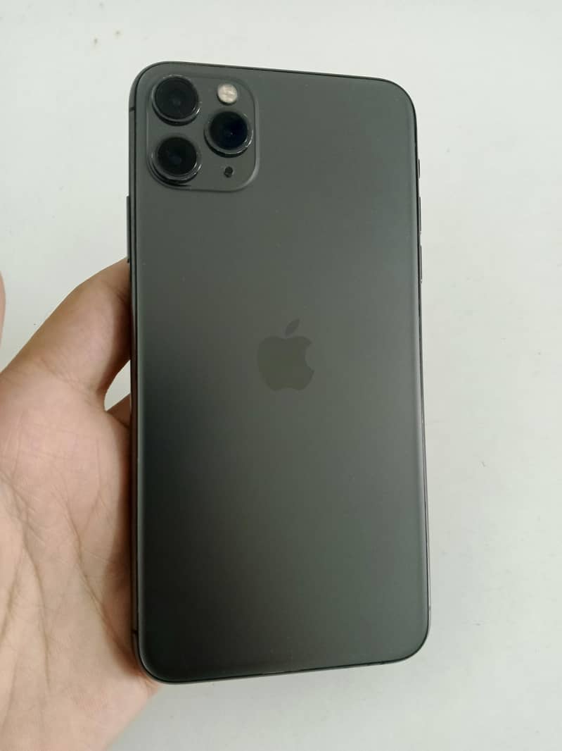 IPHONE 11 PRO MAX 6