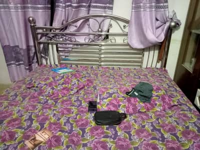 Iron Rod Bed King Size With Mattress