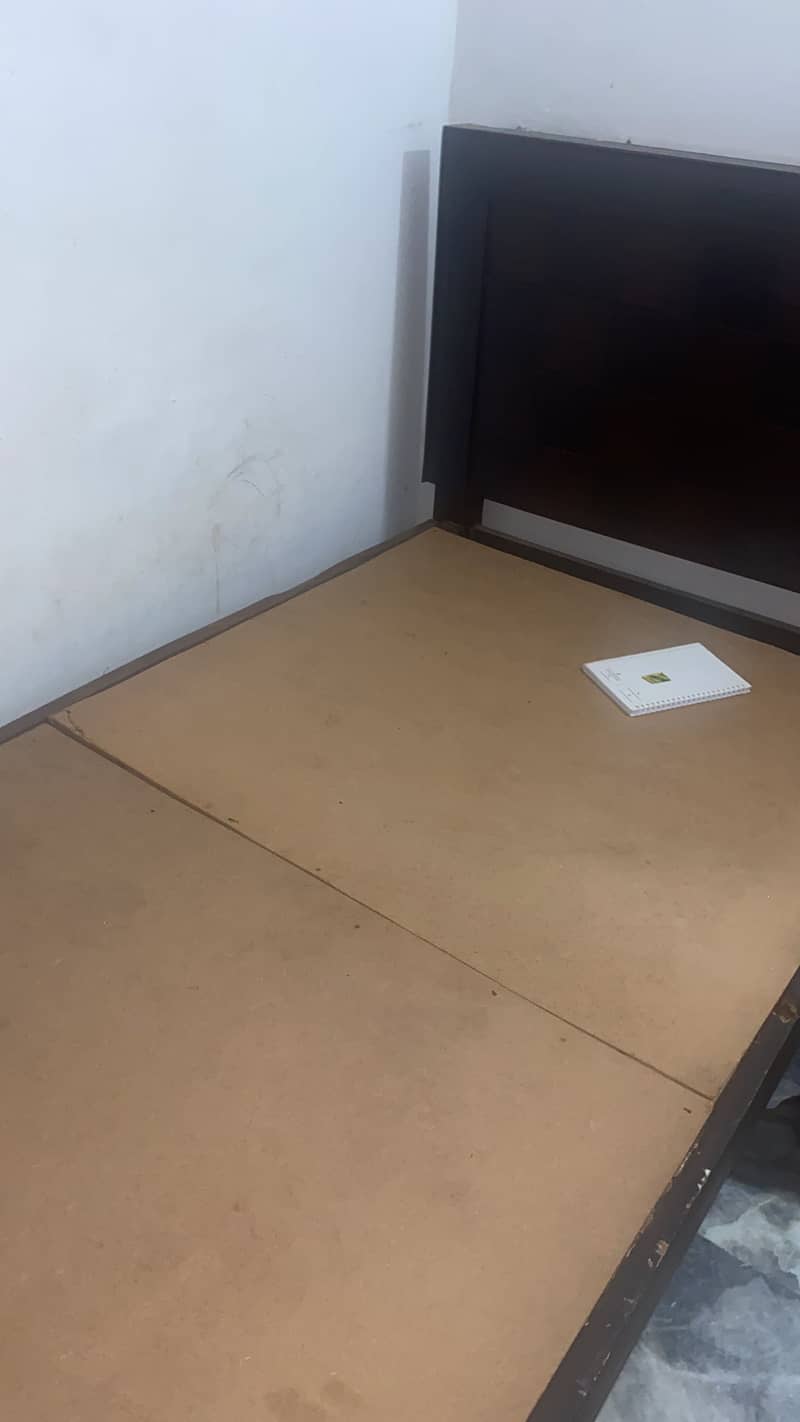Single bed 3