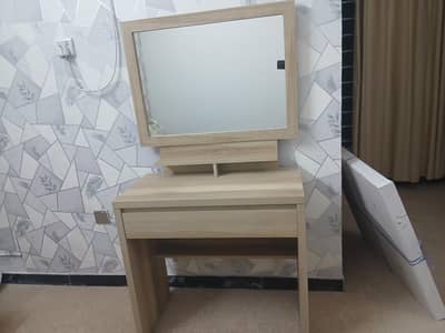 Zubaida's Branded bed for sale