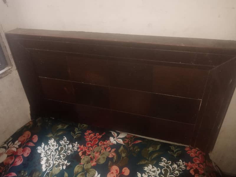 single bed 0