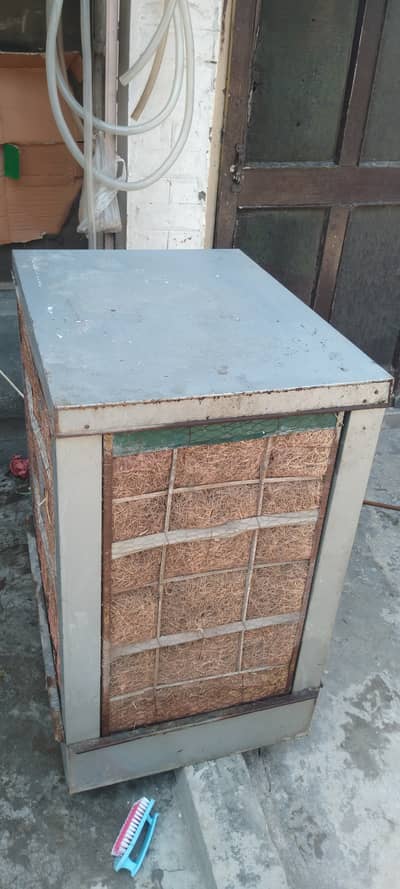 Used air cooler