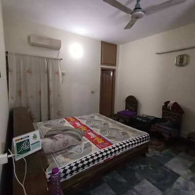 AHMED ASSOCIATES OFFER 5 MARLA FURNISHED UPPER PORTION FOR RENT IN PCSIR PHASE 2 NEAR TO SHUKAT KHANUM HOSPITAL LAHORE.