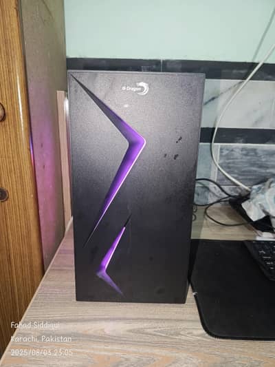 Stylish RGB Gaming PC - Clean & Ready to Use!