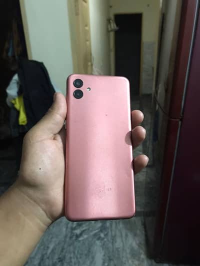 SAMSUNG A04 EXCHANGE POSSIBLE