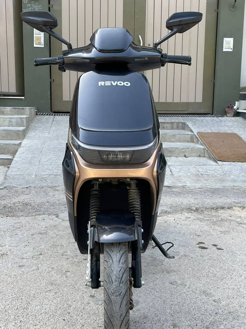 Revoo A11 3