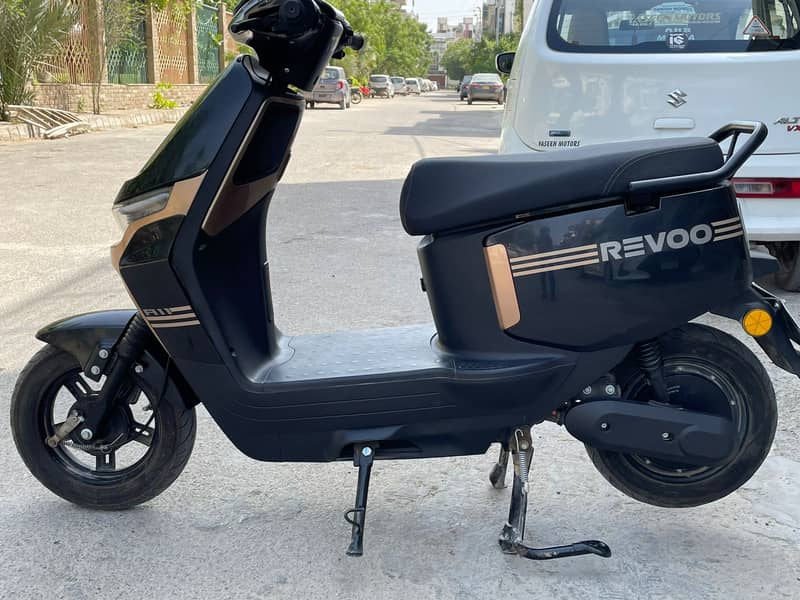 Revoo A11 9