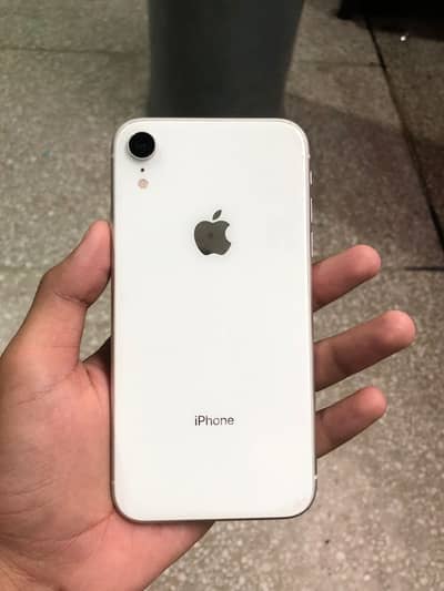 iPhone XR 64GB factory unlock