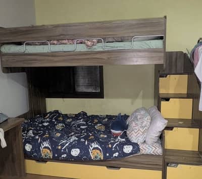 Bunk bed