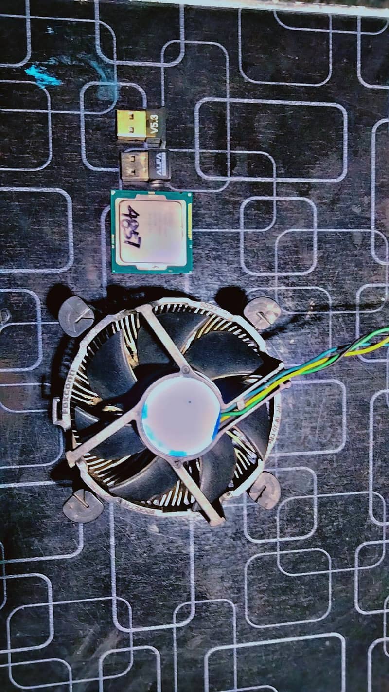 INTEL I7 4790 PROCESSOR WITH 5.3 BLUETOOTH,ALPHA and Processor Fan 0