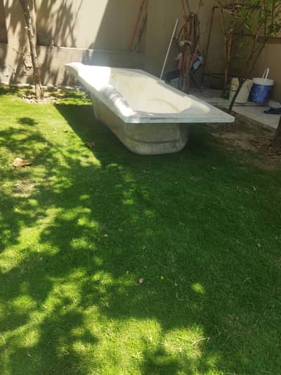 Bath Tub for Sale