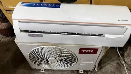 Tcl 1 ton Dc inverter heat and cool totally genuine