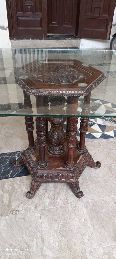 Dining table table for sale!
