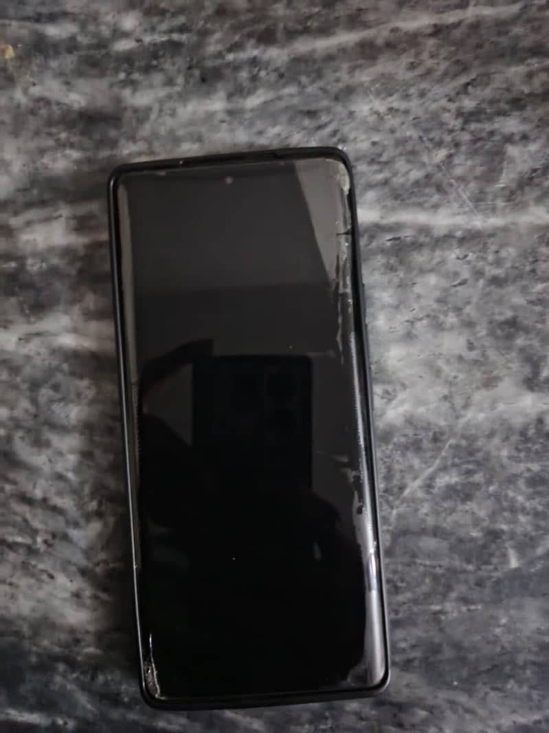Infinix Note 40 pro 3