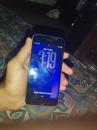 I phone SE 2022 5g non pta