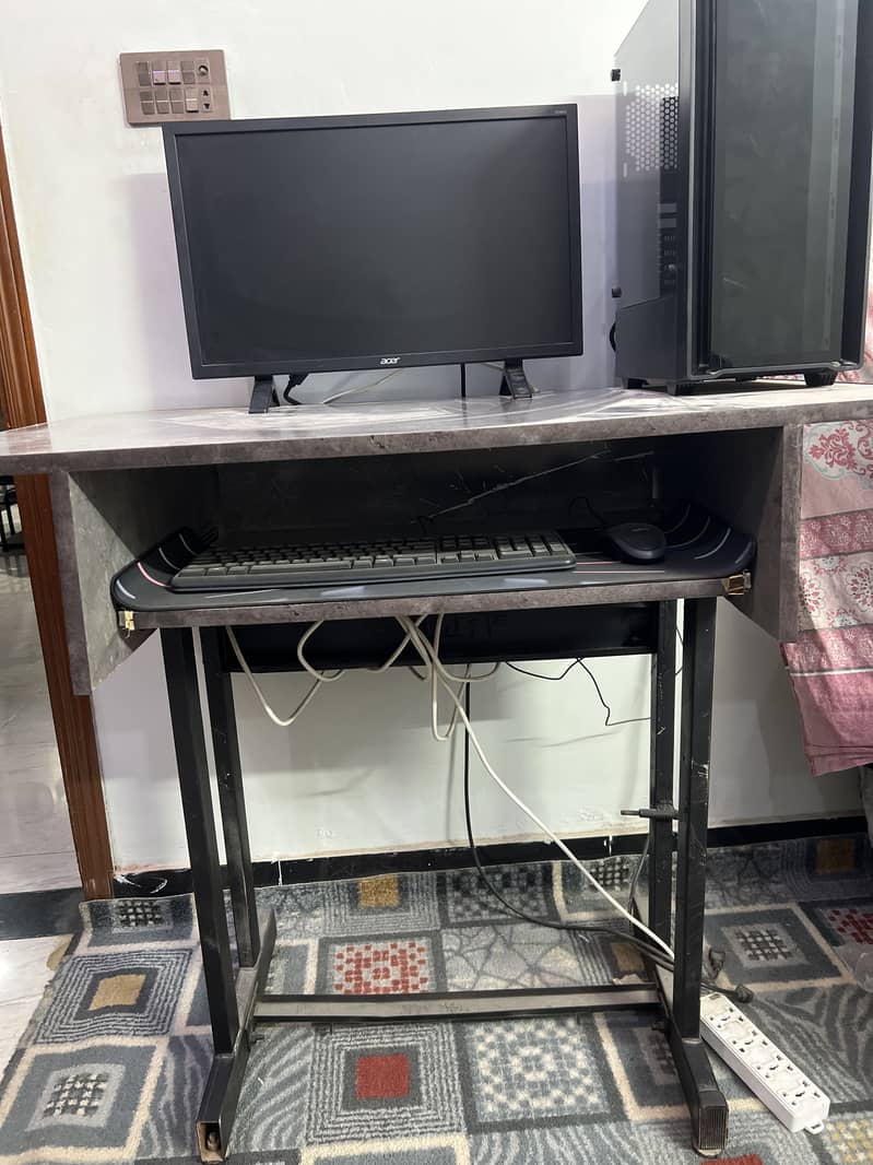 Computer Table 2