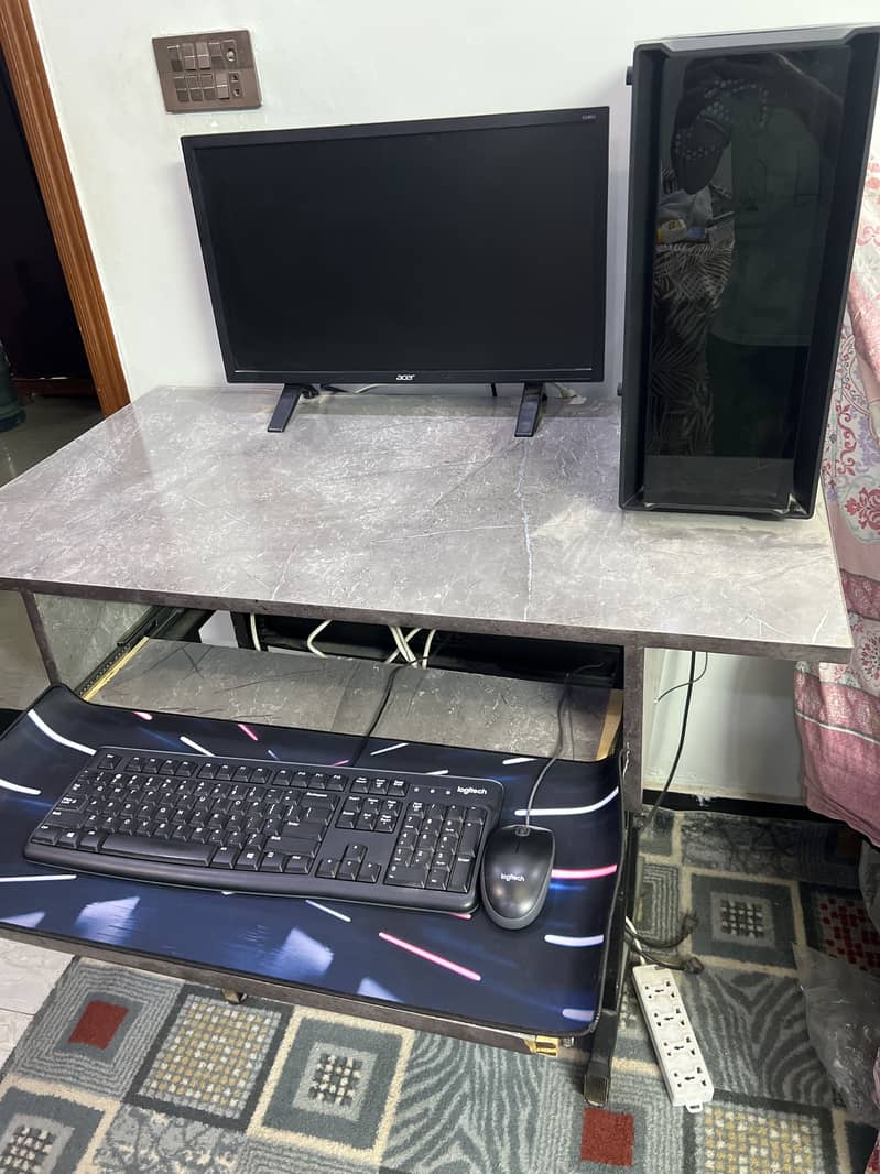 Computer Table 3