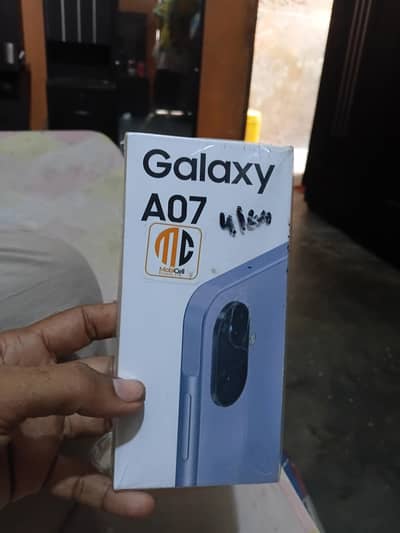 Samsung a07 4/64 New condition in wranty